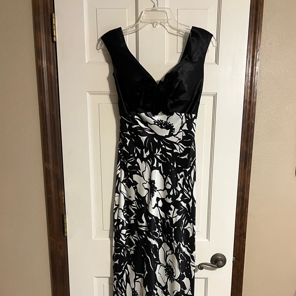 Jovani gown, size 8, STUNNING